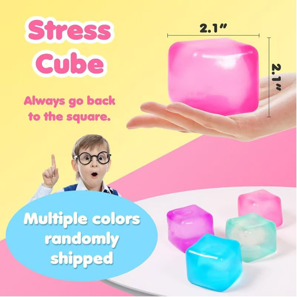 シリンギング ニードー ナイスキューブ感覚玩具、ストレス解消 - Fire Starter Cube のレビューと価格